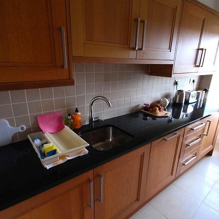 Island View Luxury Apartment Клифден Экстерьер фото