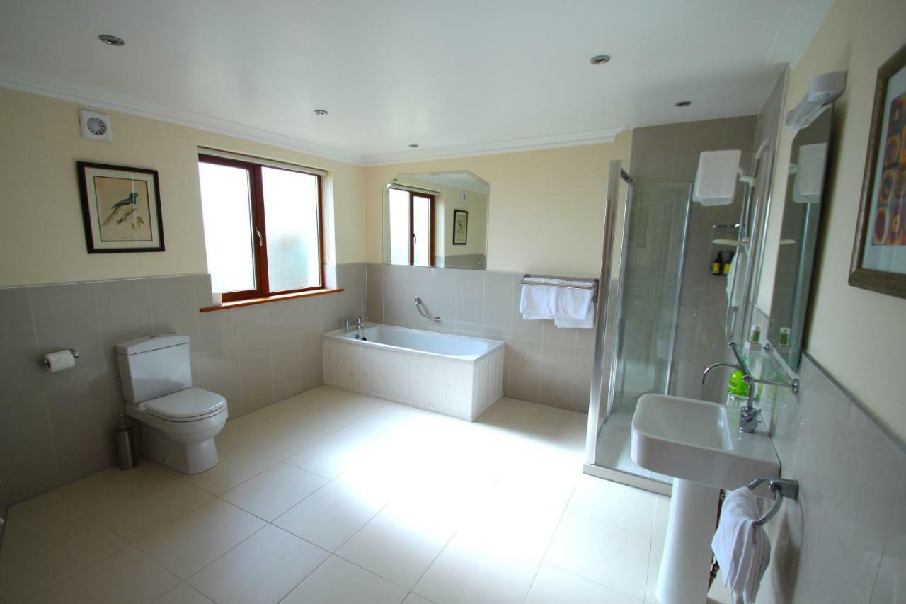 Island View Luxury Apartment Клифден Экстерьер фото
